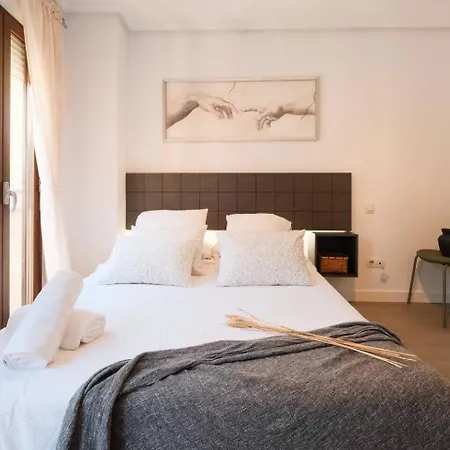 Atico Cierzo | Nuevo Duplex Terraza | Wifi | 1 Br 아파트 사라고사