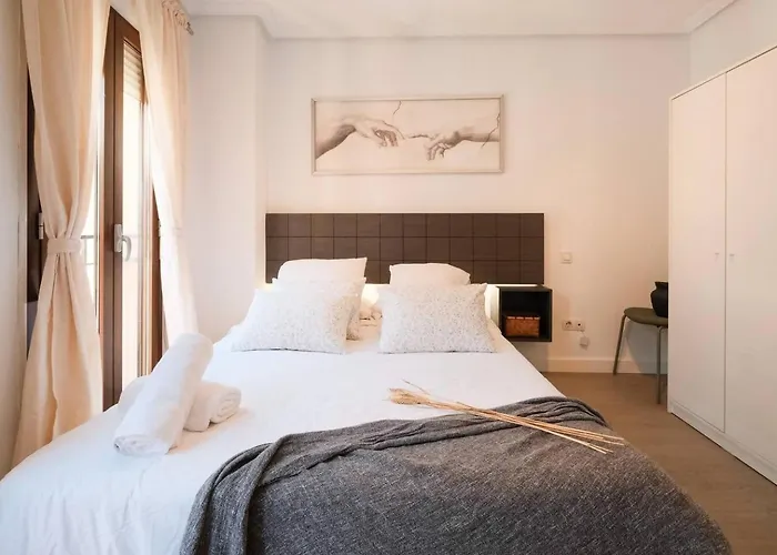 Atico Cierzo | Nuevo Duplex Terraza | Wifi | 1 Br Apartment Zaragoza